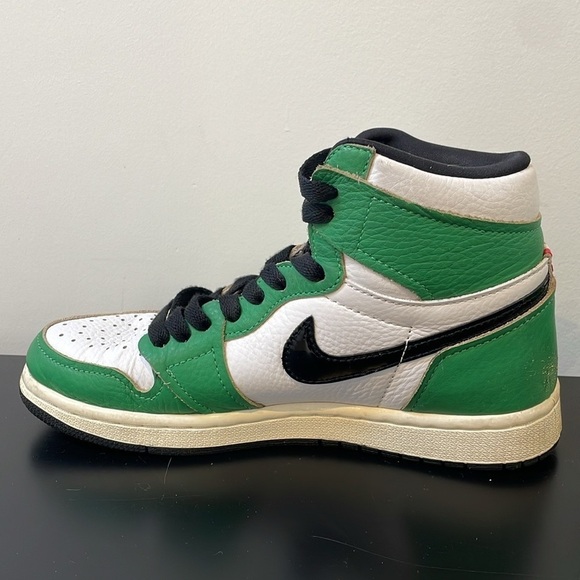 NIKE AIR JORDAN 1 HIGH TOP OG LUCKY GREEN WHITE SHOES SNEAKERS size 9 - Picture 3 of 15